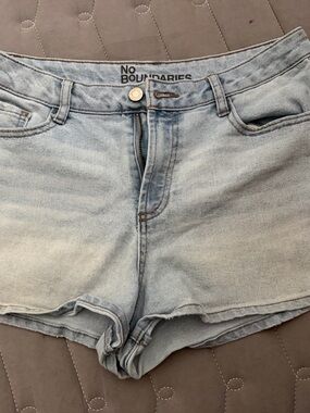 No Boundaries (Size 10)